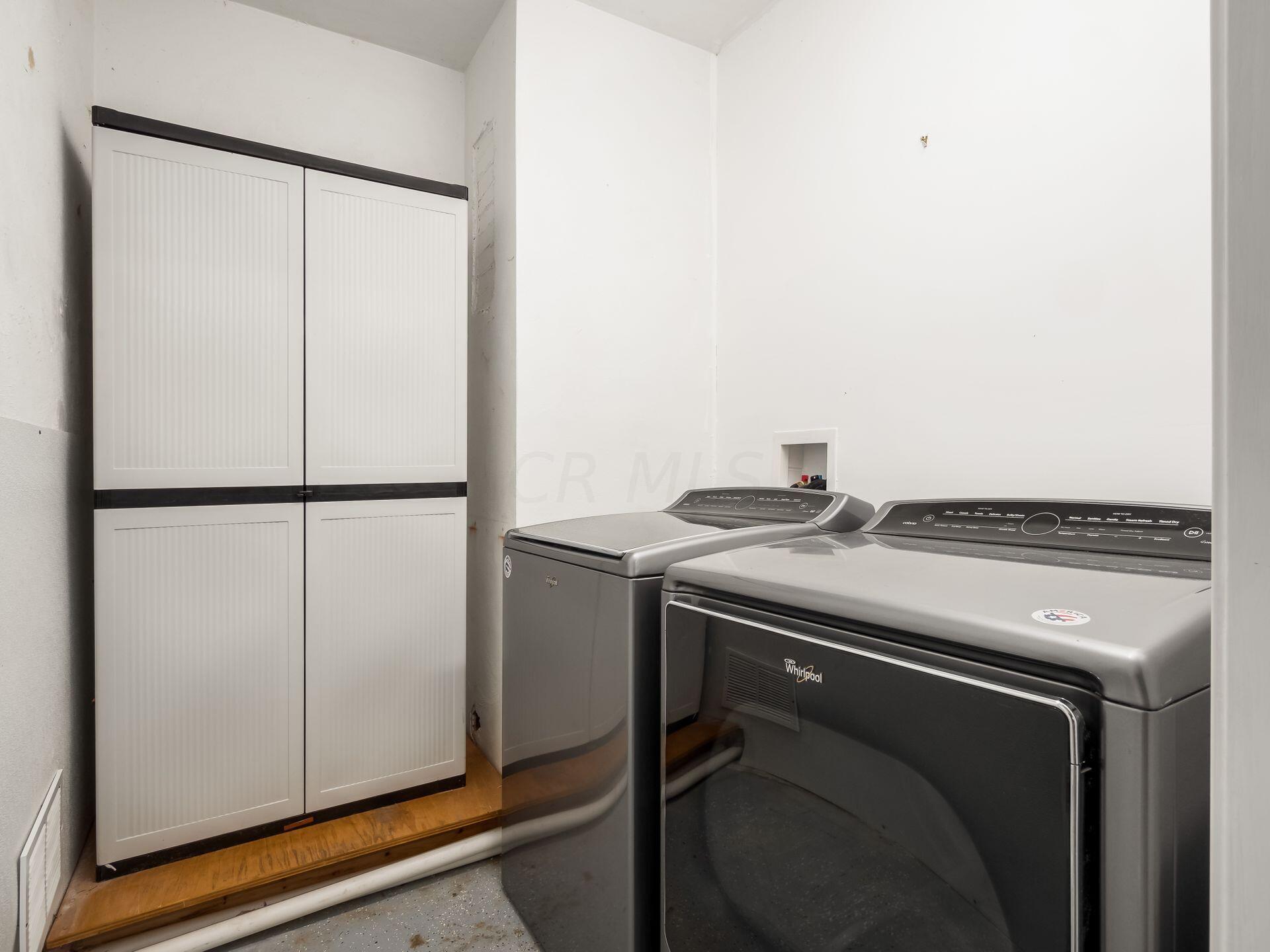 7710 Riverside Drive Dublin, OH 43016 - Photo 30 of 67 1st fl laundry!
