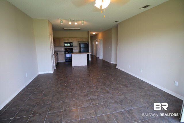 2651 South Juniper Street, Unit 1205 Foley, AL 36535 - Photo 3 of 11 Living/Dining