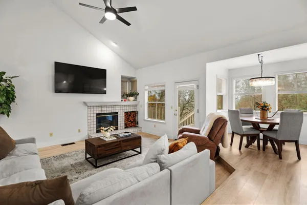 $599,900 | 1672 St Andrews Drive, Redding, CA 96003