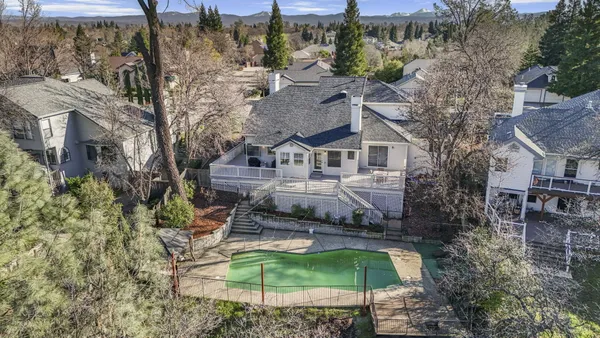 $599,900 | 1672 St Andrews Drive, Redding, CA 96003