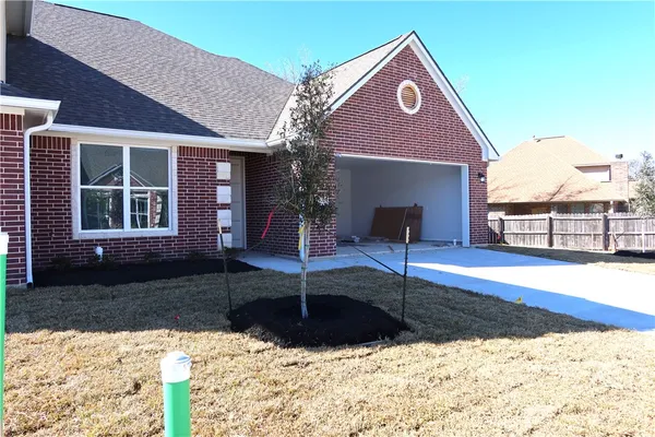 $371,900 | 2000 Reagan Court, Bryan, TX 77802