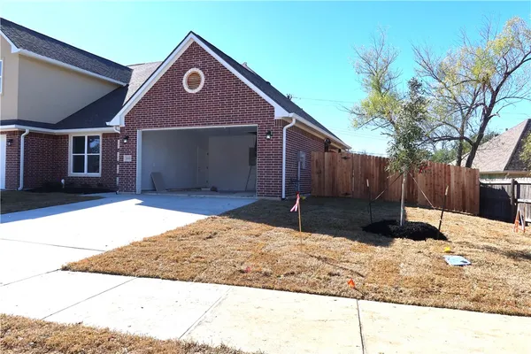 $371,900 | 2000 Reagan Court, Bryan, TX 77802