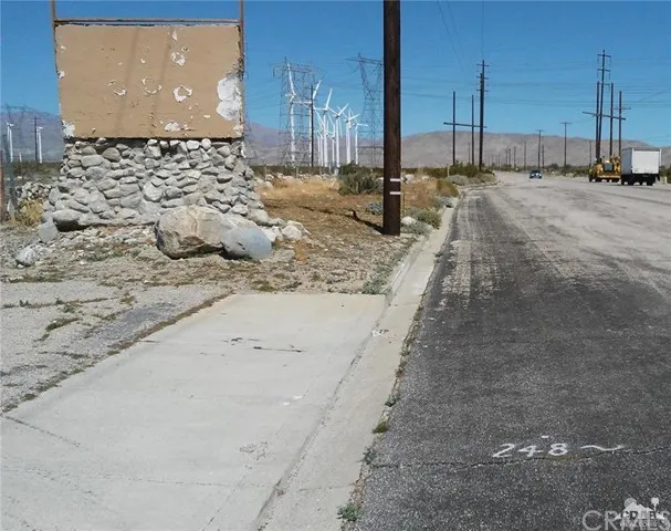 $1,560,500 | 16605 Indian Canyon Drive, North Palm Springs, CA 92258