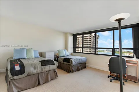 $1,399,000 | 3 Grove Isle Drive, Unit C1108, Miami, FL 33133