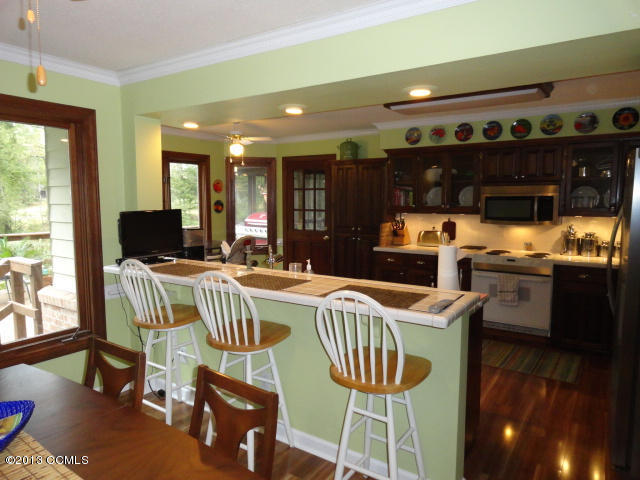 Breakfast Bar