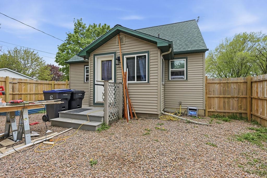 110 South 4th Street Colby, WI 54421 - Photo 29 of 35