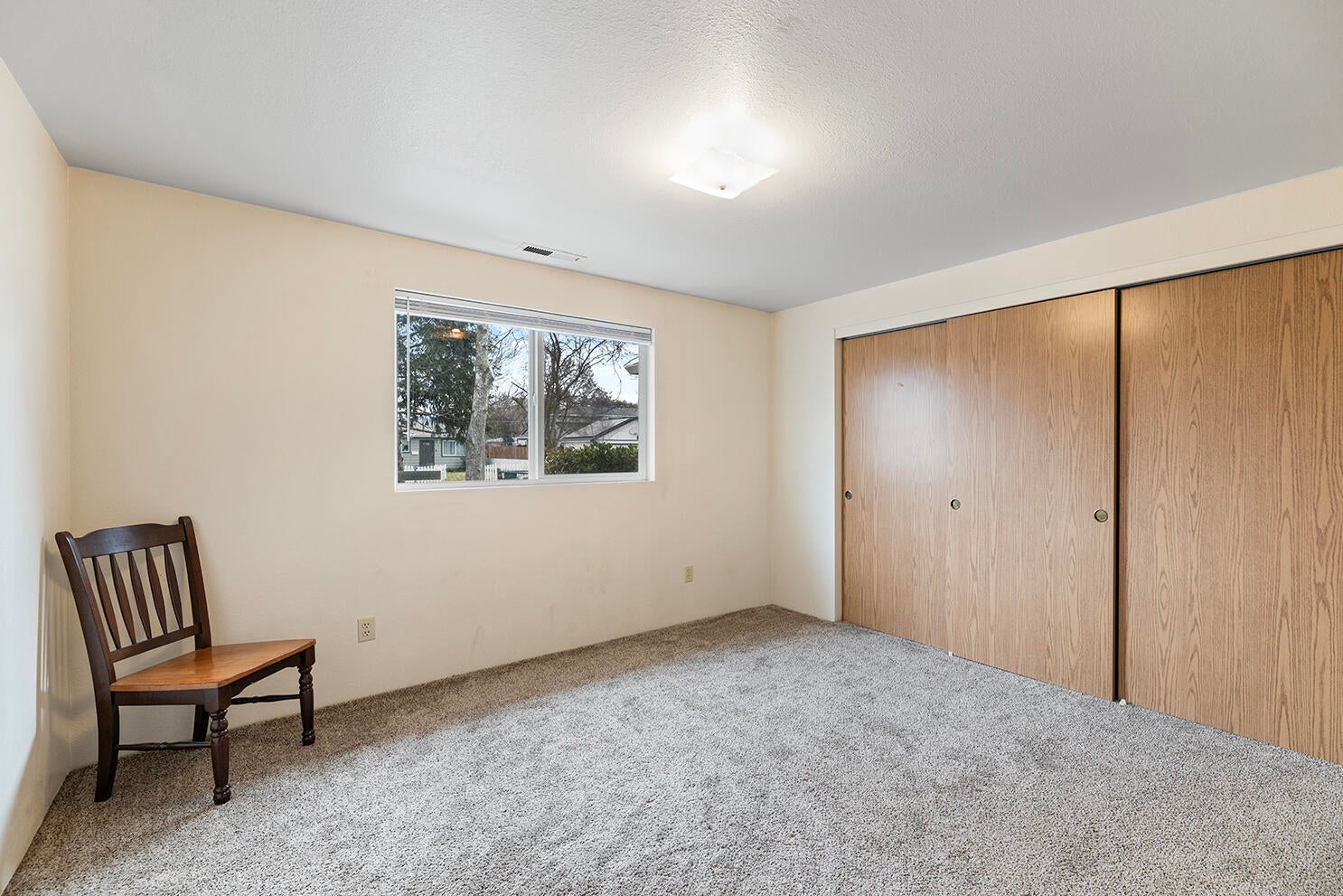 731 Maple Street Central Point, OR 97502 - Photo 22 of 27 21