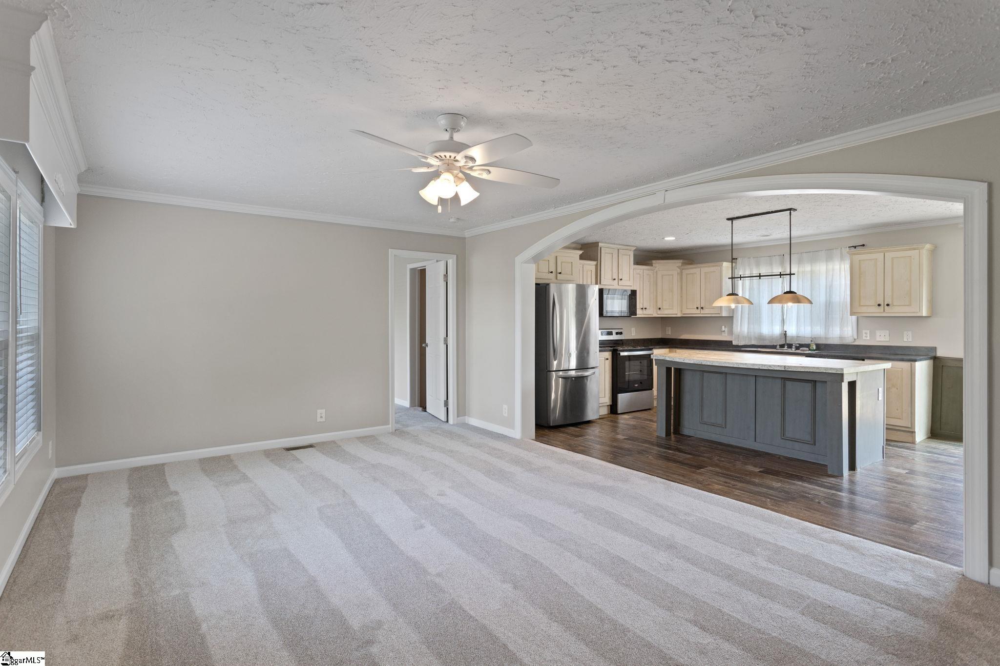 115 Lesley Road Pelzer, SC 29669 - Photo 4 of 30