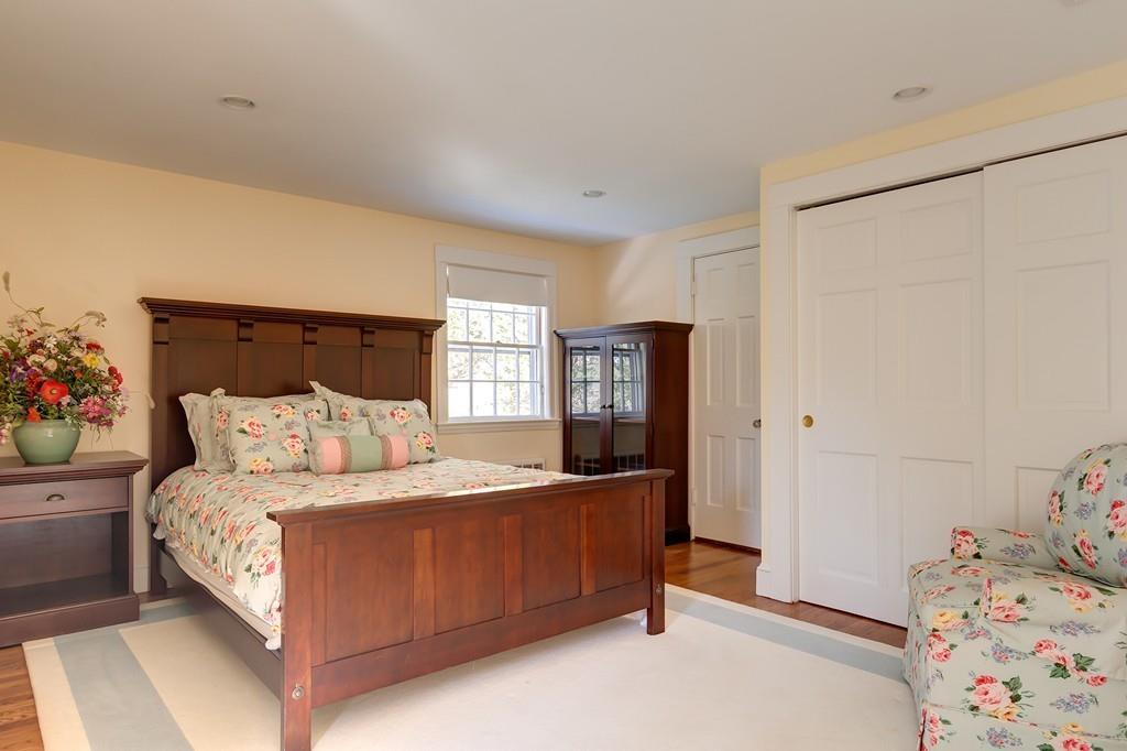 65 Longfellow Road Wellesley, MA 02481 - Photo 11 of 13