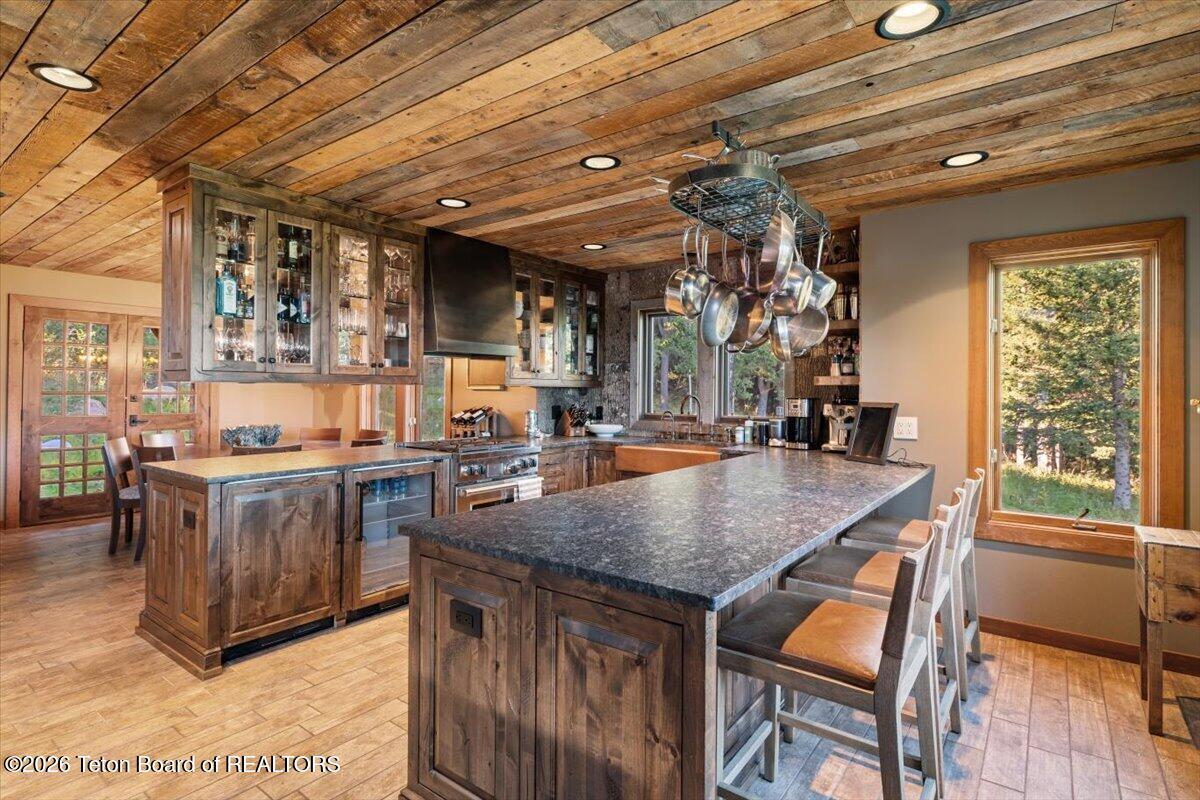 2465 North Fish Creek Road Wilson, WY 83014 - Photo 15 of 53 Kitchen