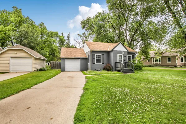 $219,000 | 635 East 2nd Street, Litchfield, MN 55355