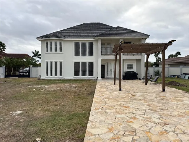 $718,000 | 2600 Santa Laura, Mission, TX 78572