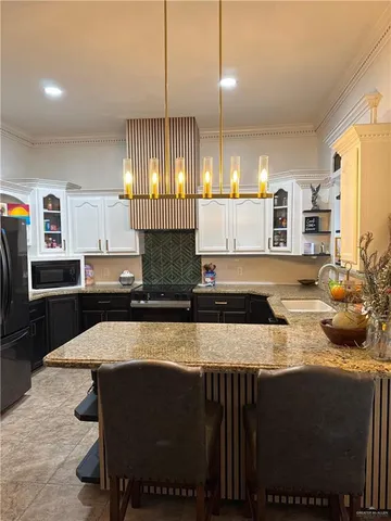 $718,000 | 2600 Santa Laura, Mission, TX 78572