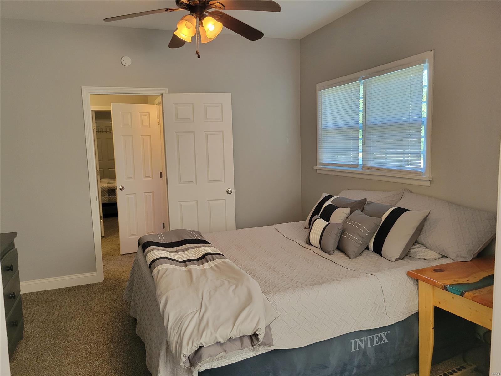 746 Rice Street Wood River, IL 62095 - Photo 13 of 26 Gallery Image 13