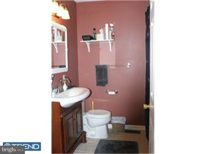 5435 Rinker Circle, Unit 282 Doylestown, PA 18902 - Photo 10 of 17 Bathroom