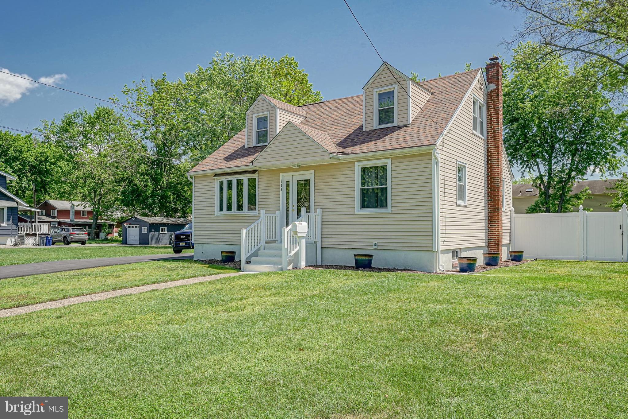 529 Warwick Road Lawnside, NJ 08045 - Photo 1 of 38