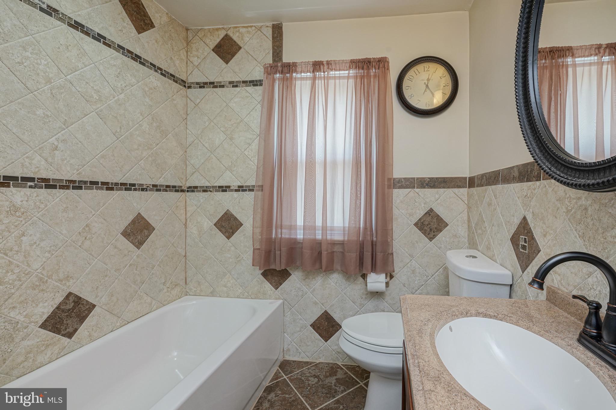529 Warwick Road Lawnside, NJ 08045 - Photo 23 of 38