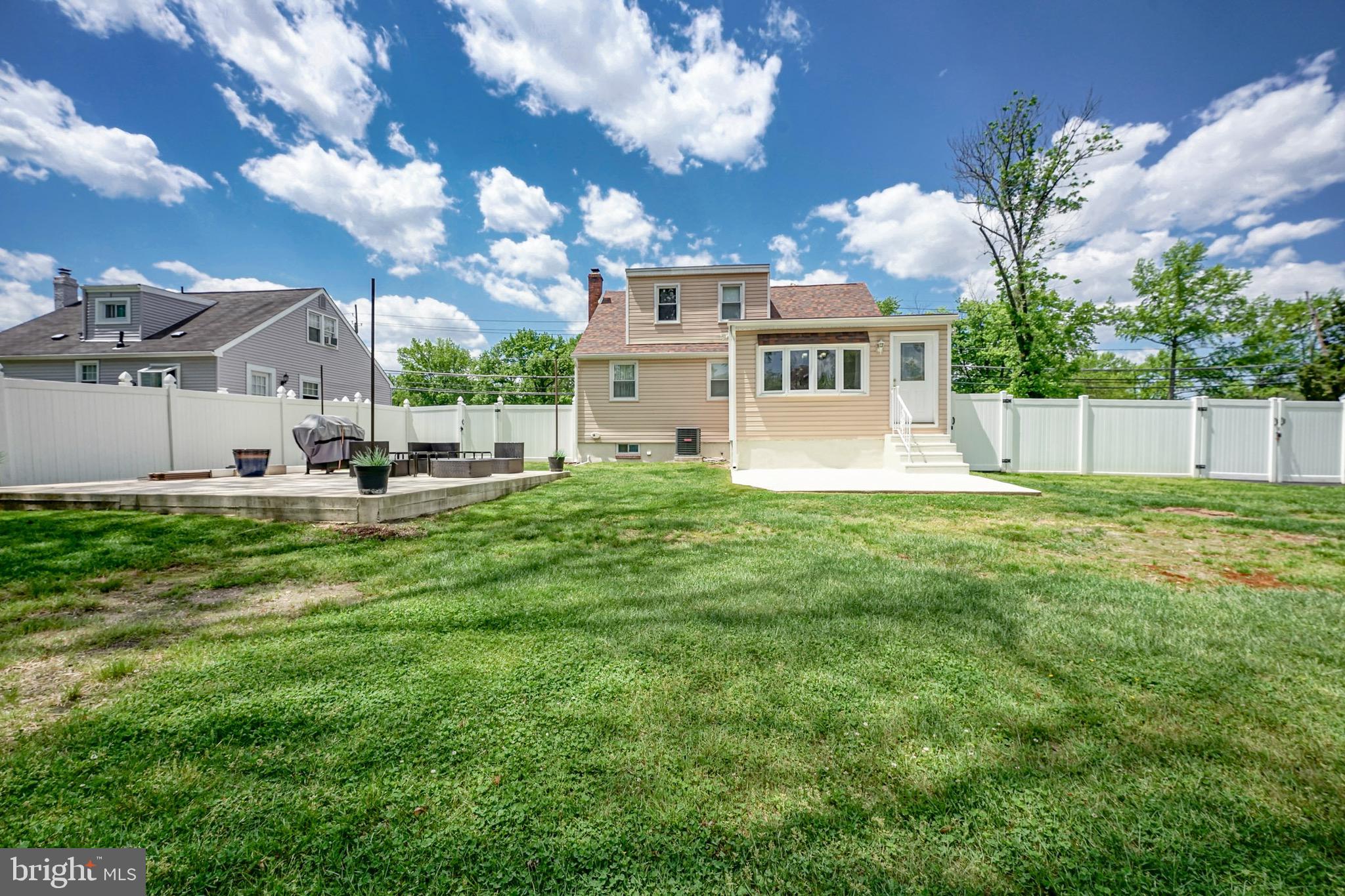 529 Warwick Road Lawnside, NJ 08045 - Photo 36 of 38