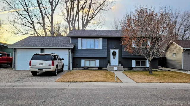 $325,000 | 1824 Crimson Street, Worland, WY 82401