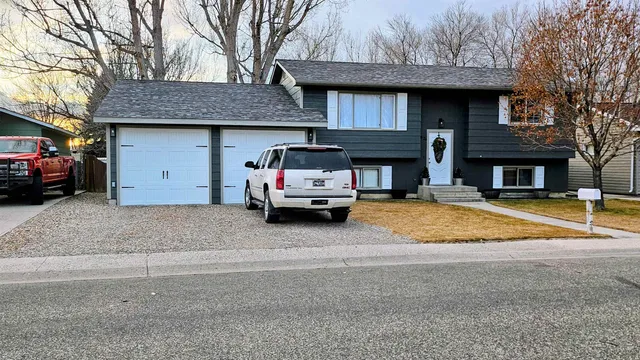 $325,000 | 1824 Crimson Street, Worland, WY 82401