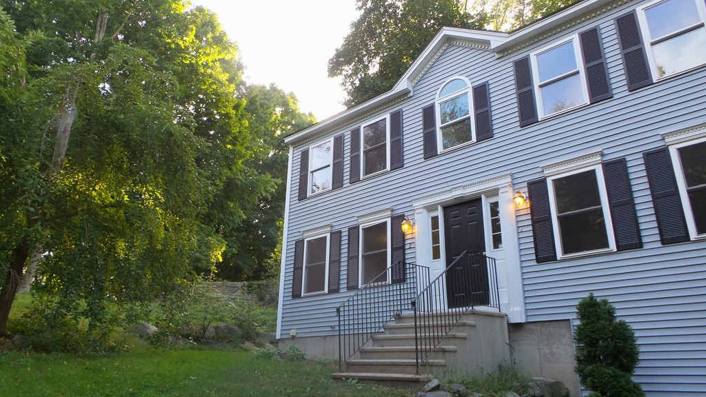 2 Liberty Street Clinton, MA 01510 - Photo 4 of 21 Gallery Image 4
