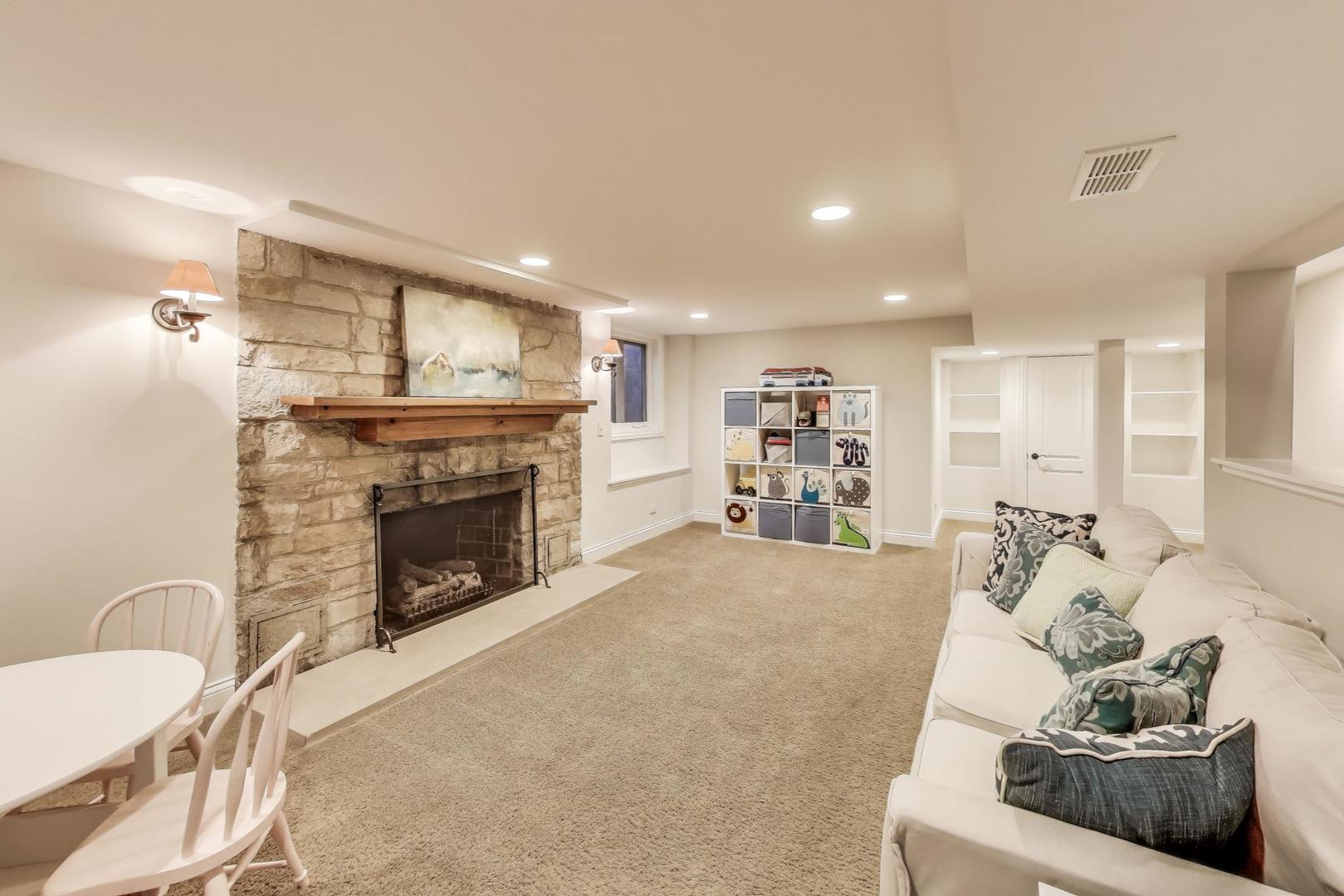 521 Mayfair Road Arlington Heights, IL 60005 - Photo 31 of 47