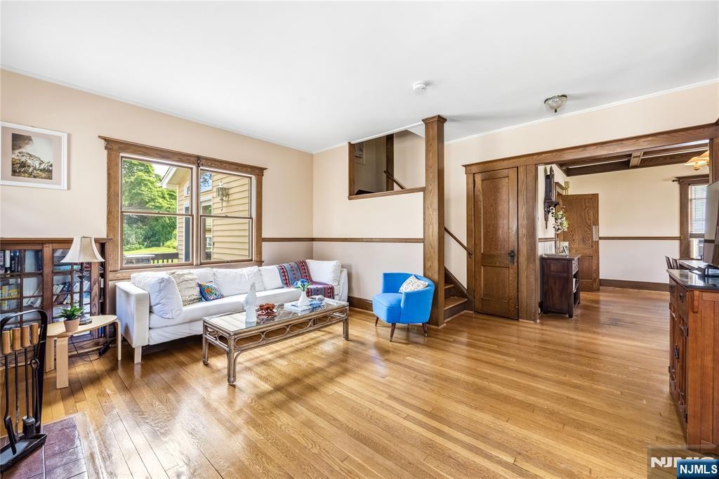 176 Woodward Avenue Rutherford, NJ 07070 - Photo 7 of 50