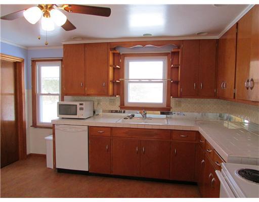 1202 Eastgate Road Springfield, OH 45503 - Photo 7 of 12