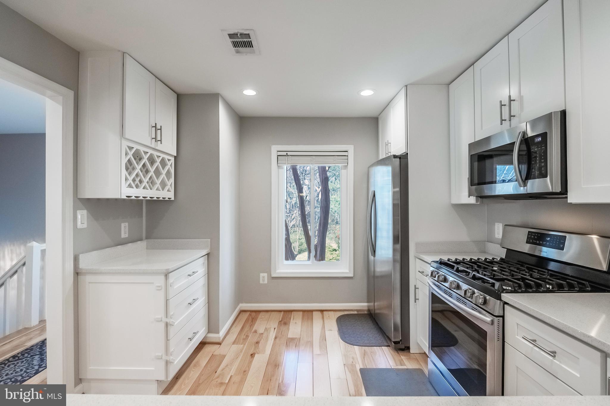 2312 Hunter's Run Drive, Unit 2312 Reston, VA 20191 - Photo 13 of 30 Gallery Image 13