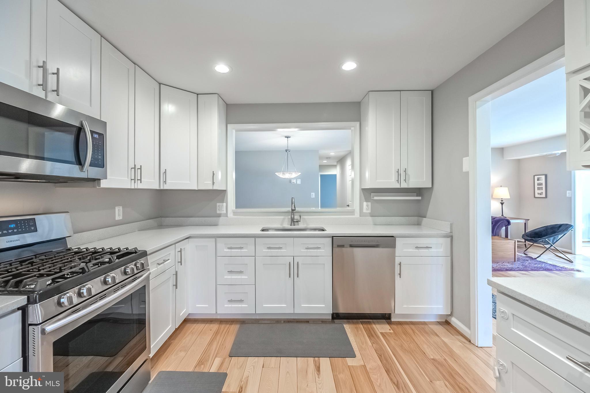 2312 Hunter's Run Drive, Unit 2312 Reston, VA 20191 - Photo 15 of 30 Gallery Image 15