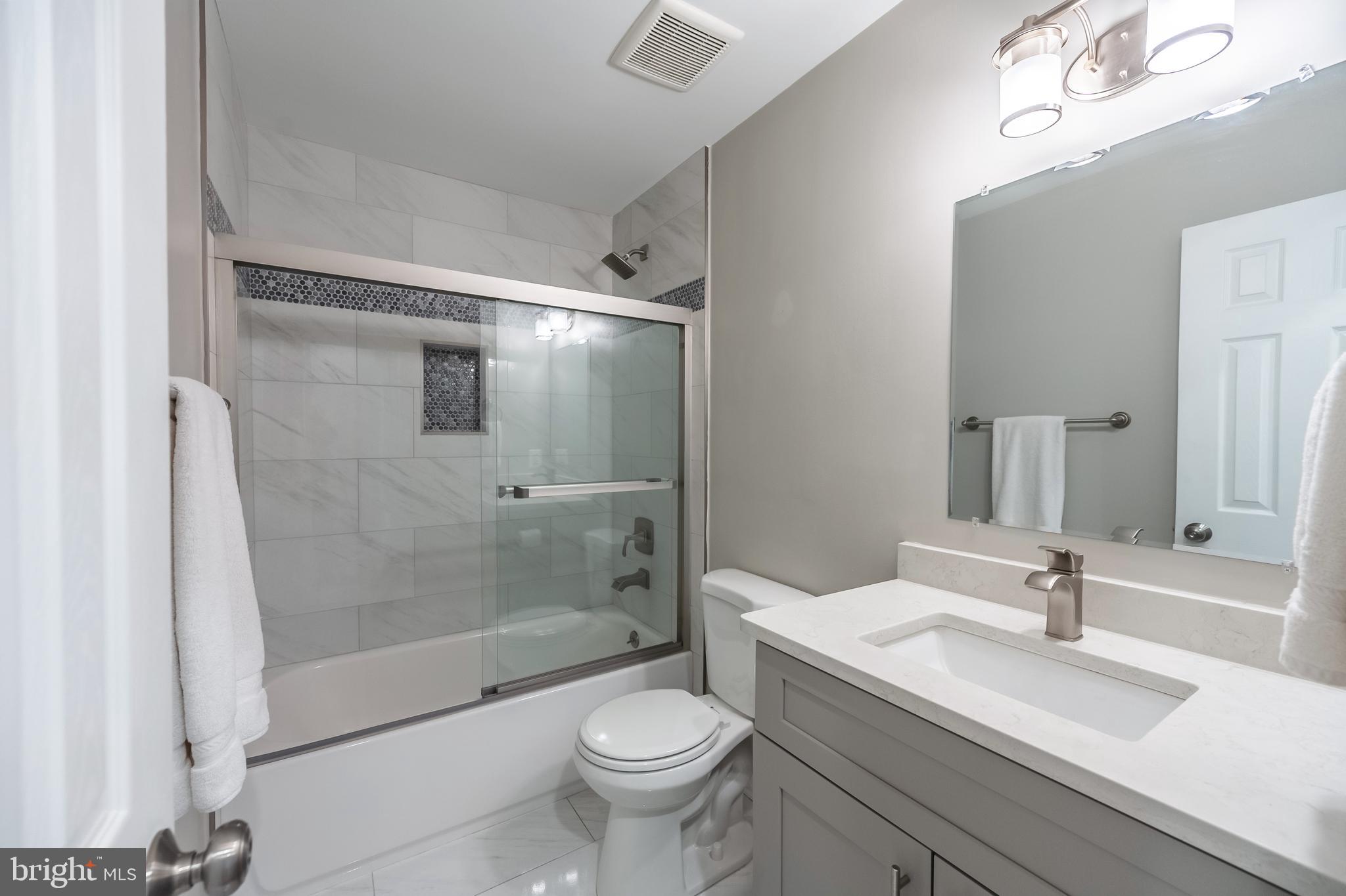 2312 Hunter's Run Drive, Unit 2312 Reston, VA 20191 - Photo 21 of 30 Gallery Image 21