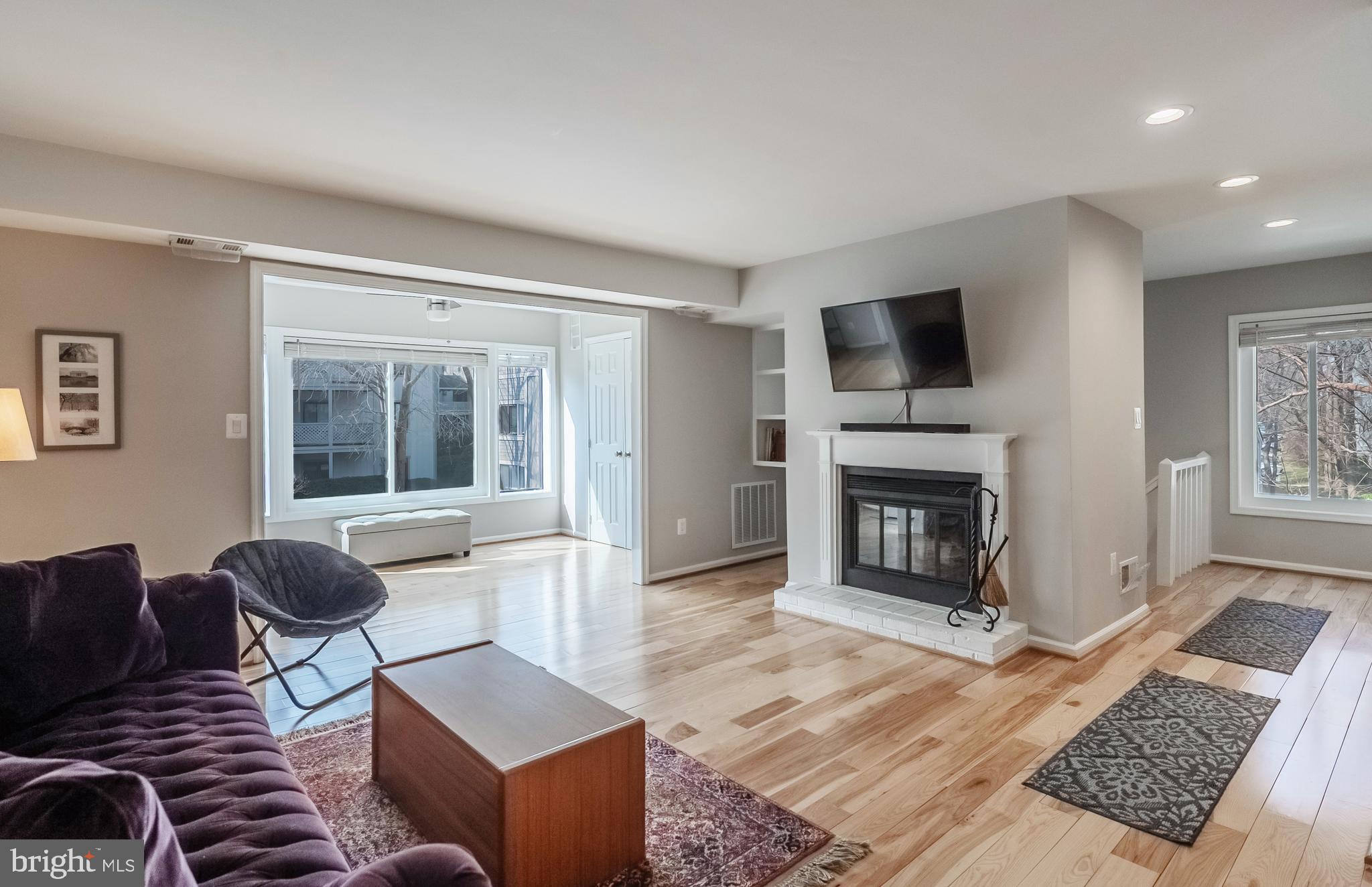 2312 Hunter's Run Drive, Unit 2312 Reston, VA 20191 - Photo 6 of 30 Gallery Image 6