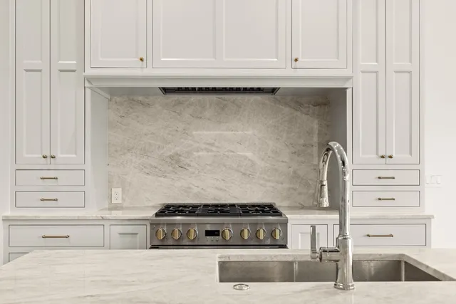 $1,950,000 | 701 Hi Circle North, Unit A, Horseshoe Bay, TX 78657