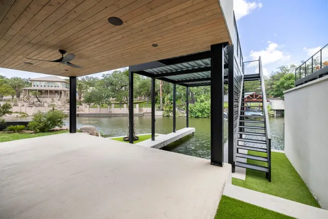 $1,950,000 | 701 Hi Circle North, Unit A, Horseshoe Bay, TX 78657