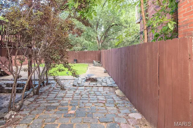 $289,900 | 3712 South Jefferson Avenue, St. Louis, MO 63118