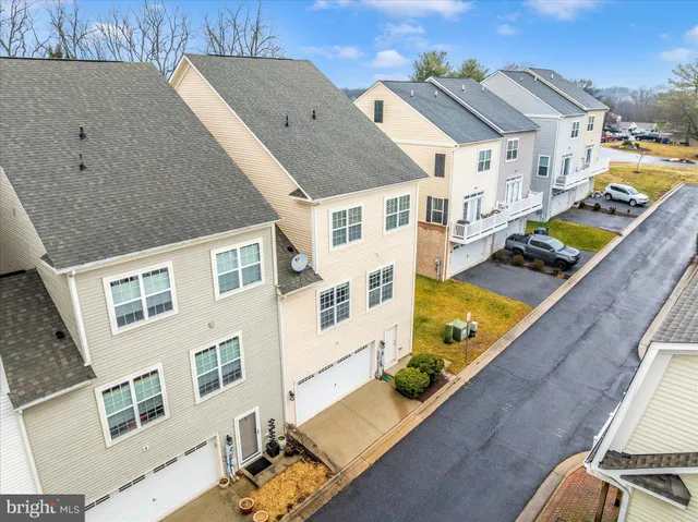 $550,000 | 10228 Nuthatch Drive, New Market, MD 21774