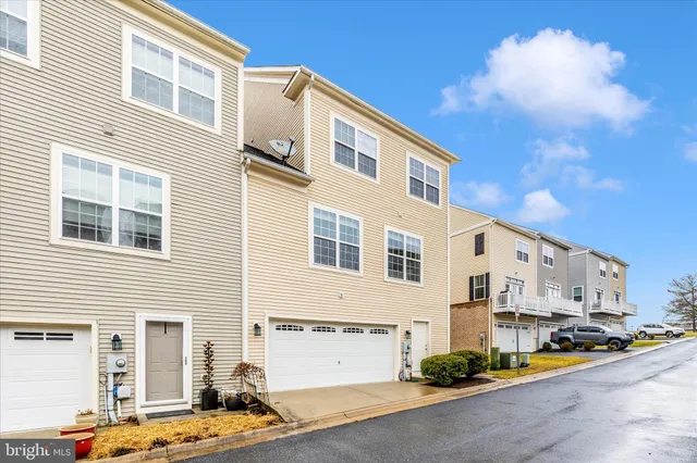 $550,000 | 10228 Nuthatch Drive, New Market, MD 21774