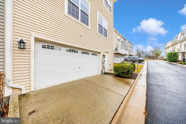 $550,000 | 10228 Nuthatch Drive, New Market, MD 21774