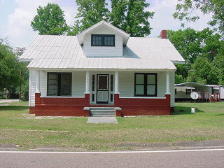 300 Walnut Street Salley, SC 29137 - Photo 1 of 1