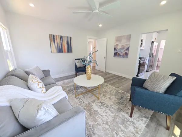 $999,000 | 2740 Main Street, San Diego, CA 92113