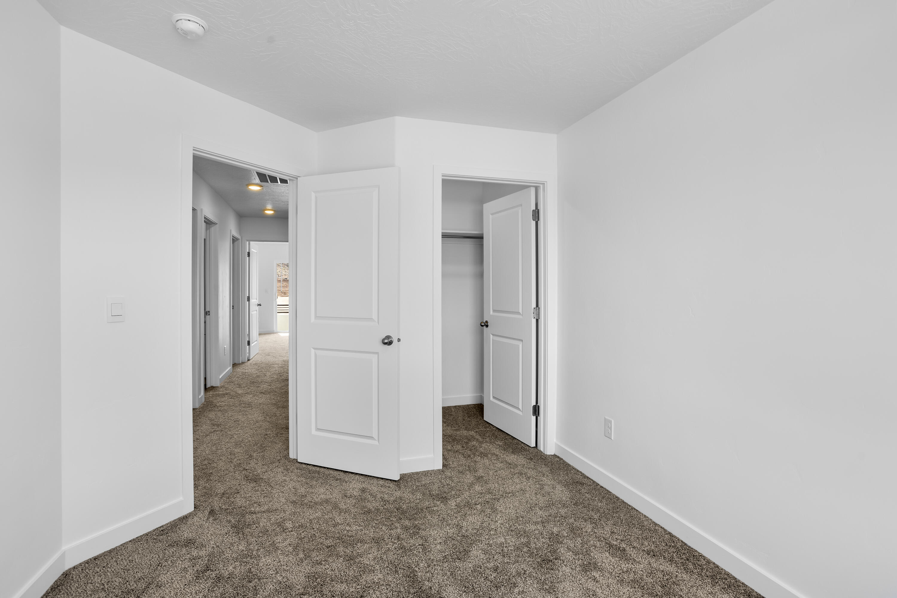 2214 Wolverine Way, Unit 2526 Washington, UT 84780 - Photo 21 of 52 R6__2273