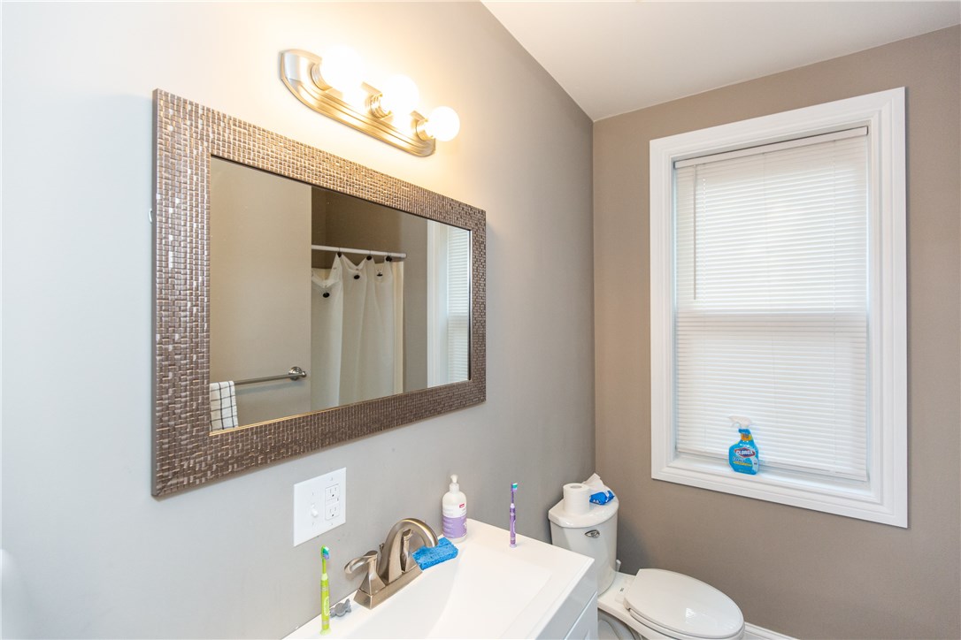 35 Middle Street Cumberland, RI 02864 - Photo 19 of 33 Bathroom