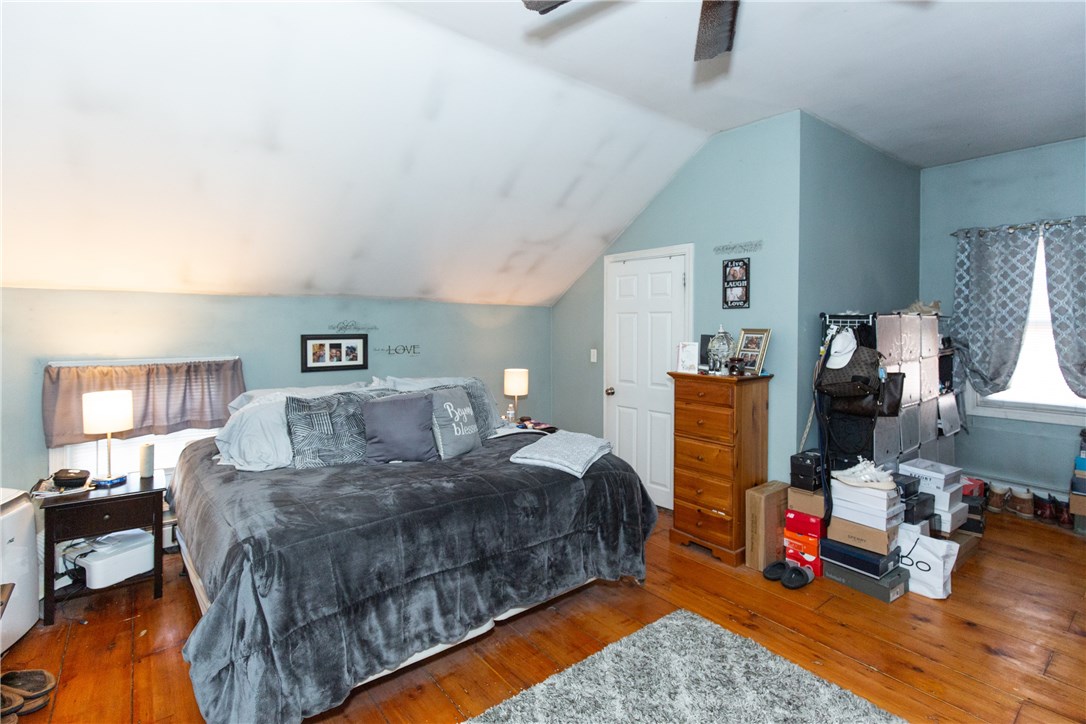 35 Middle Street Cumberland, RI 02864 - Photo 26 of 33 Bedroom