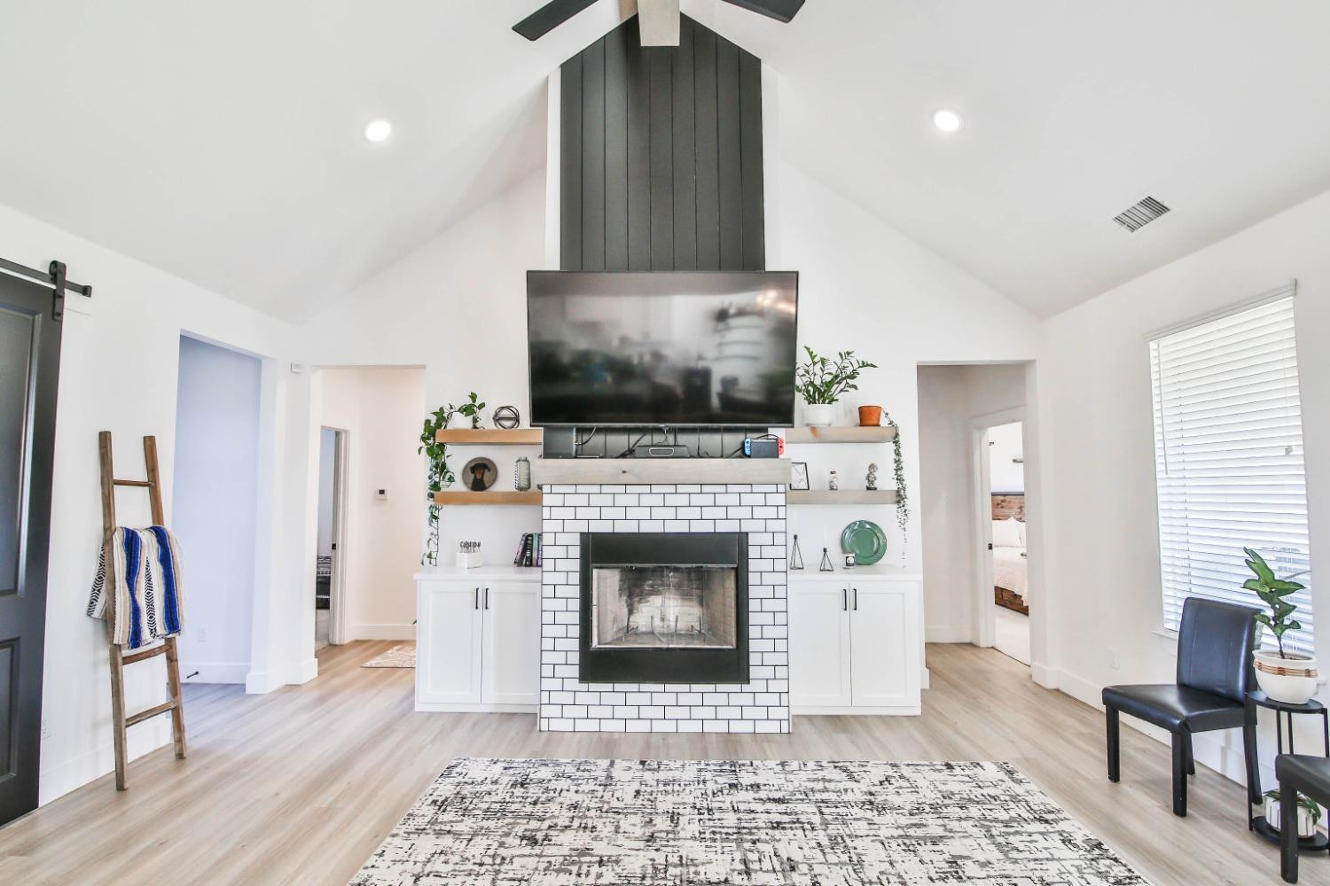 5711 118th Street Lubbock, TX 79424 - Photo 5 of 33 Photo 5