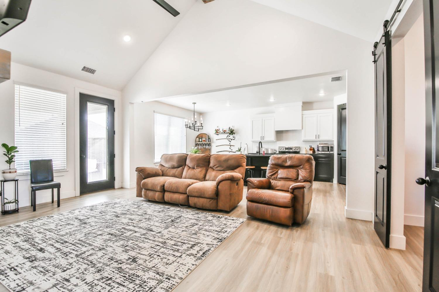 5711 118th Street Lubbock, TX 79424 - Photo 7 of 33 Photo 7