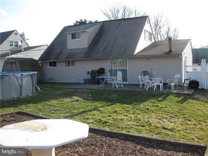40 Merry Turn Road Levittown, PA 19056 - Photo 15 of 15 Exterior Back