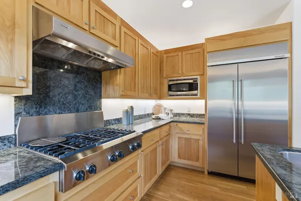 $3,850,000 | 711 Forest Way, Mill Valley, CA 94941