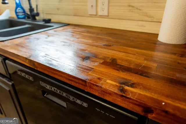 a close view of sink and microwave