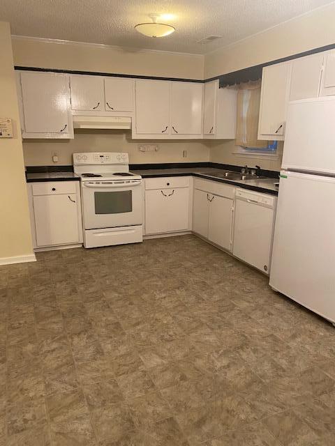 2186 Mendel Rivers Road St. Stephen, SC 29479 - Photo 3 of 8 IMG_7198