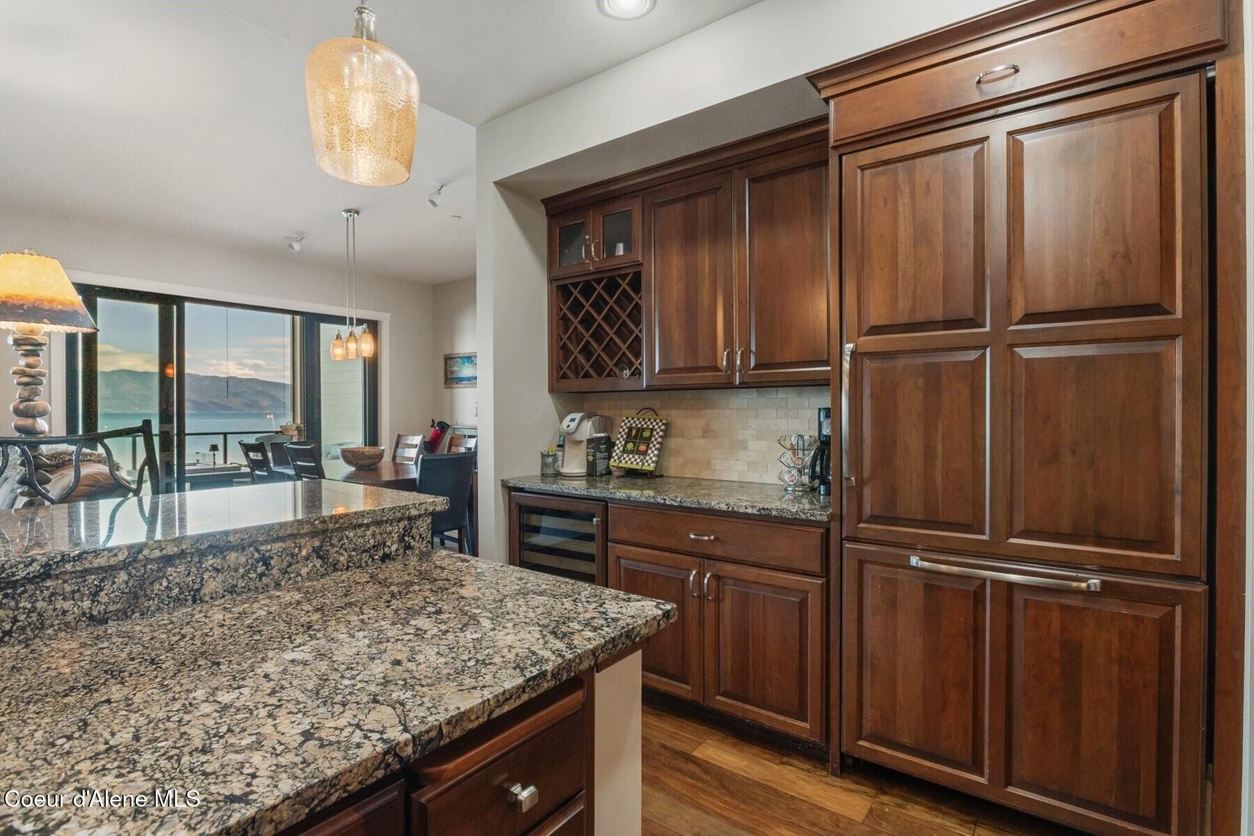 606 Sandpoint Avenue Sandpoint, ID 83864 - Photo 6 of 84 Many Custom Finishes